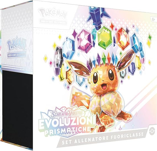 GCC Pokémon: set Allenatore Fuoriclasse dell’espansione Scarlatto e Violetto - Evoluzioni Prismatiche